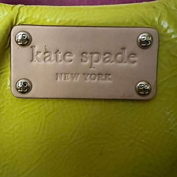 Kate Spade Shoulder Bag in Yellow Patent - Picture 2 of 12